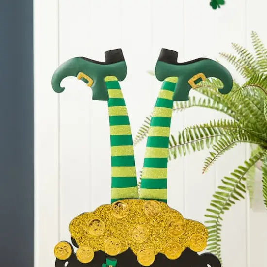 Glitzhome&reg; 24" Wooden St. Patrick's Leprechaun Pot of Gold Porch D&eacute;cor {5}