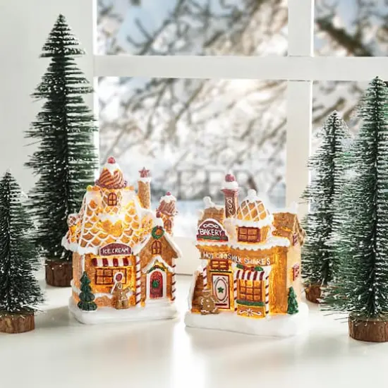 Glitzhome&reg; Light-Up Christmas Gingerbread House Table D&eacute;cor Set {7}