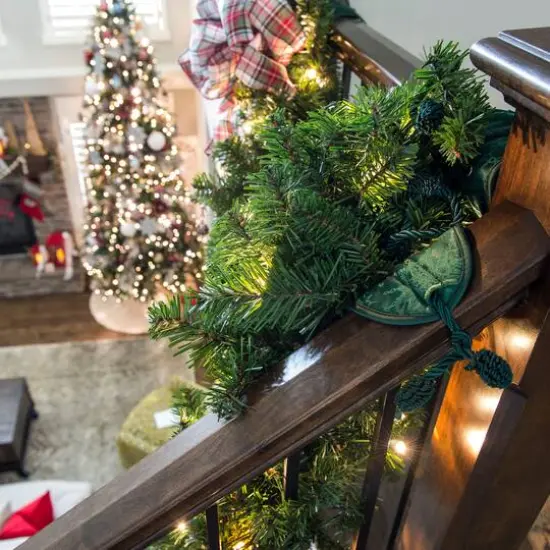 Village Lighting Green Banister Protecting Garland Ties, 3ct. {8}