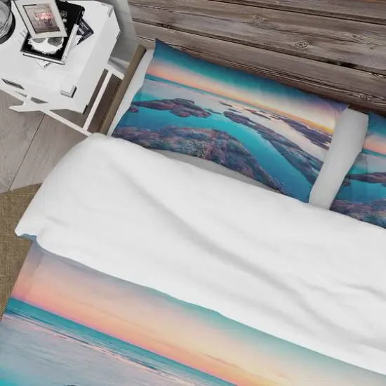 Designart 'Blue Sicily Island' Coastal Bedding Set - Duvet Cover & Shams {6}