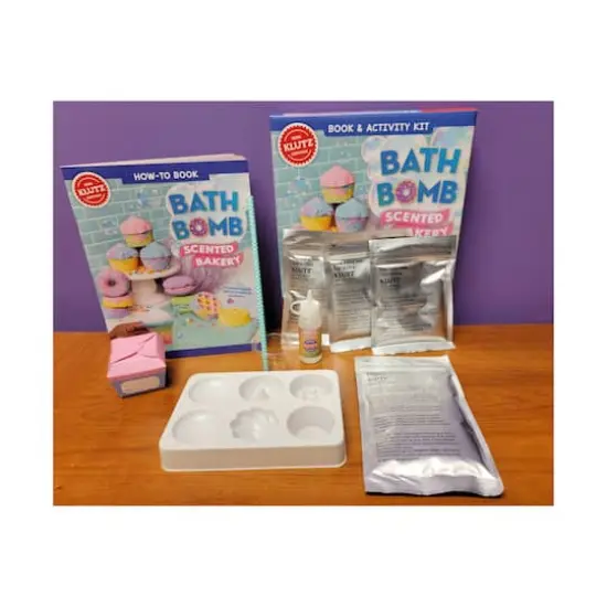Klutz&reg; Bath Bomb Scented Bakery Kit {4}