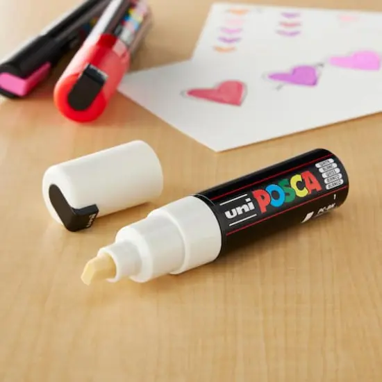 Uni POSCA PC-8K Broad Chisel Tip Paint Marker White {3}