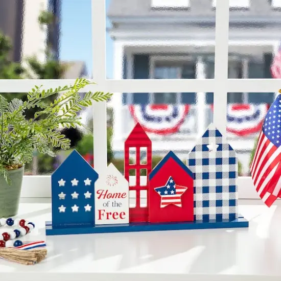 Glitzhome&reg; 16" Wooden Patriotic America House Table D&eacute;cor {3}