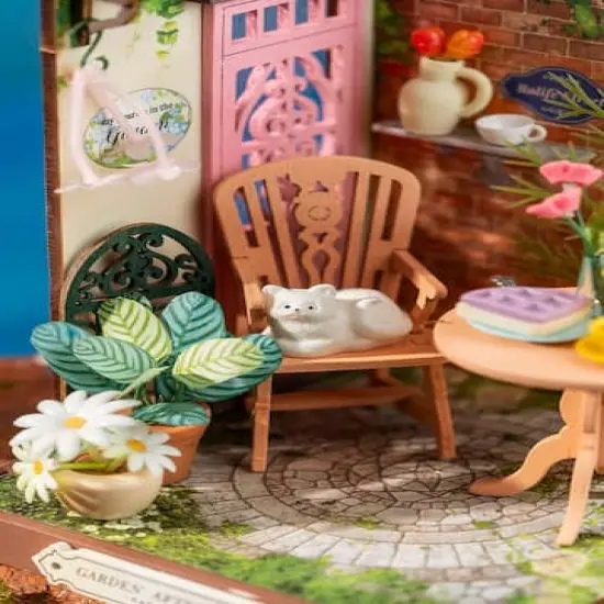 Rolife&reg; Fancy Tea Yard DIY Miniature House Kit {5}