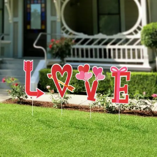 Glitzhome&reg; 28" Set of 4 Valentine's Metal LOVE Yard Stake {4}