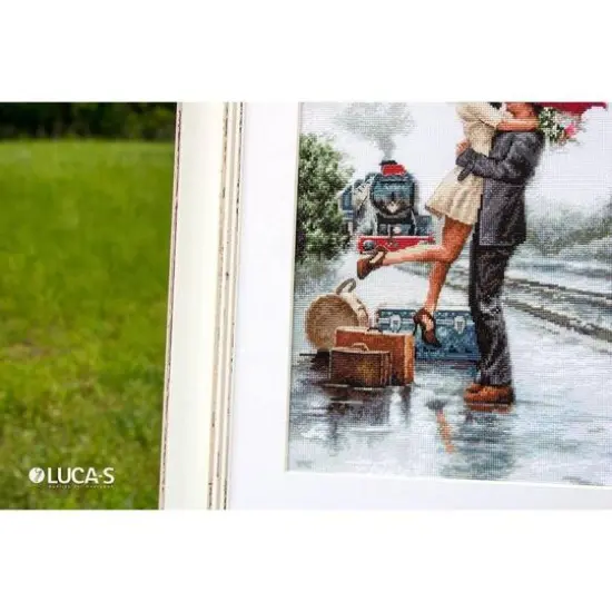 Luca-s Couple On Train Station Counted Cross Stitch Kit {12}