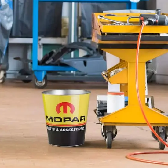 American Art D&eacute;cor&trade; 11" Mopar Parts & Accessories Small Decorative Metal Trash Can {3}