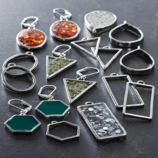 Blue Moon Studio&trade; UV Resin Craft Silver Simple Shapes Fillable Metal Charm Set {6}