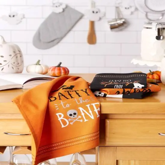 DII&reg; Spooky Sayings Printed Halloween Happy Haunting Wicked Treats Dishtowels Set {5}