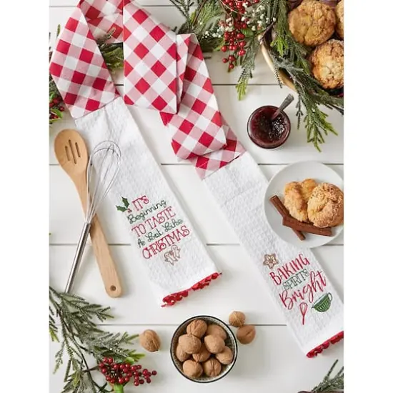 DII&reg; Baking Spirits Bright Kitchen Towel Scarf {3}
