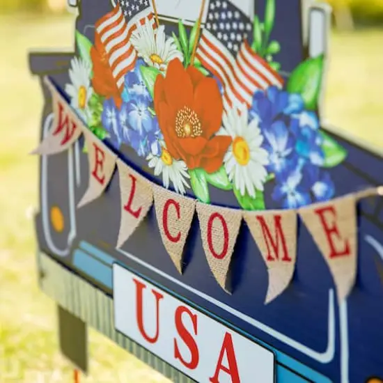 Glitzhome&reg; 26" Patriotic America Metal Truck Yard Stake {8}