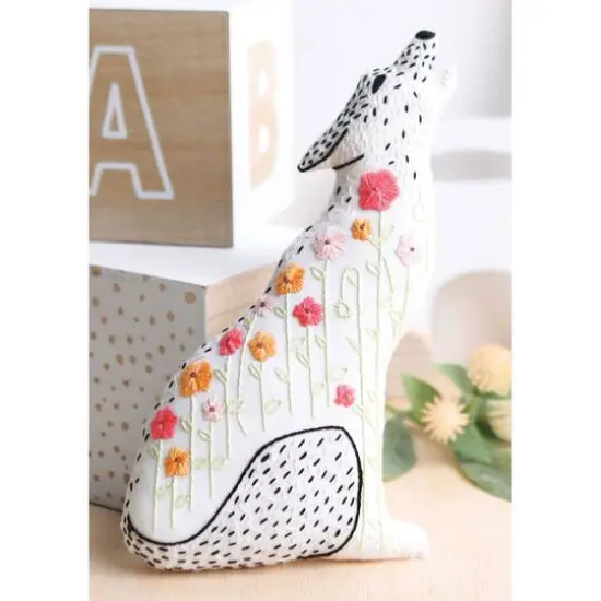 Leisure Arts&reg; Stitchery Forest Friends Book {5}