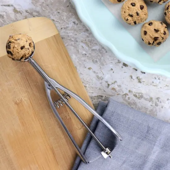 8.5" Martha Stewart Stainless Steel Kitchen Scoop {3}