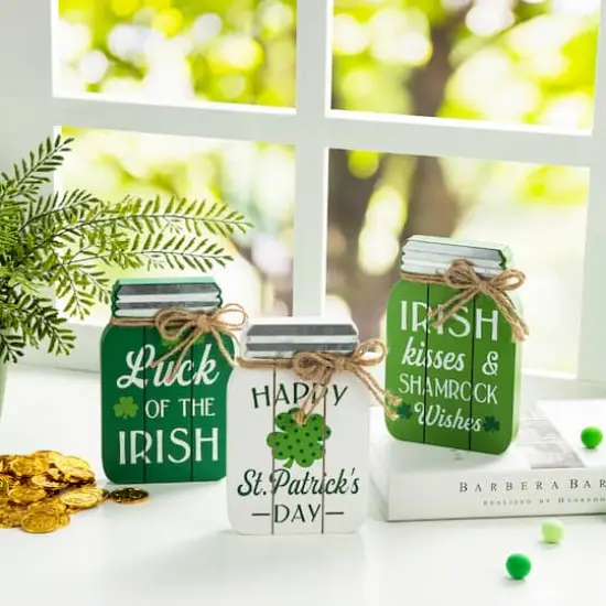 Glitzhome® 7" Set of 3 St. Patrick's Wooden Mason Jar Table decor {4}