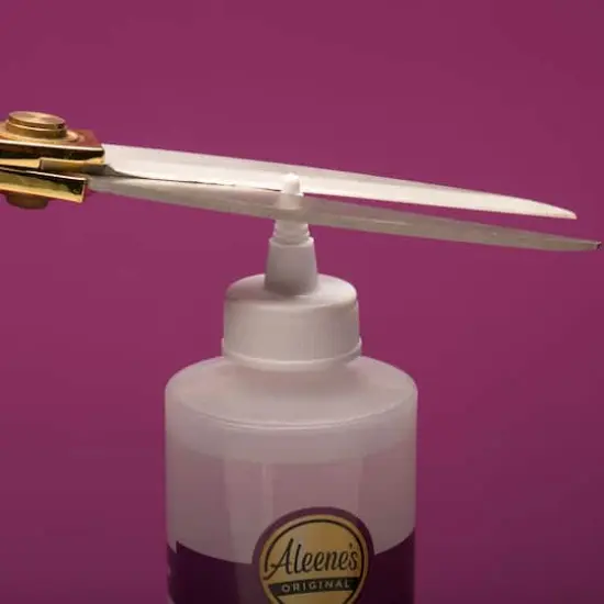 Aleene's&reg; Clear Gel Tacky Glue {5}