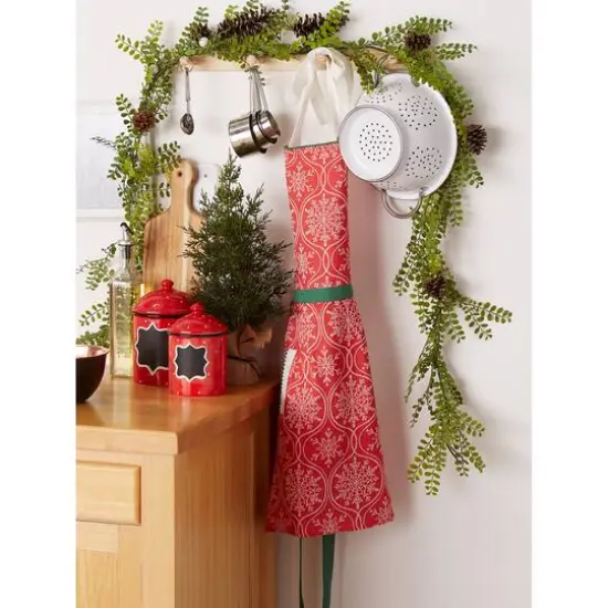 DII&reg; Joyful Snowflakes Jacquard Collection Apron {9}