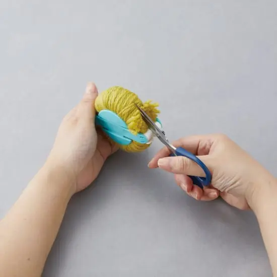 Clover Pom Pom Maker Set {5}