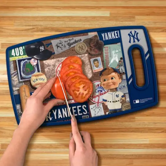 MLB Retro Series Cutting Board New York Yankees {6}