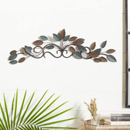 35" Blue Metal Traditional Floral Wall D&eacute;cor {8}