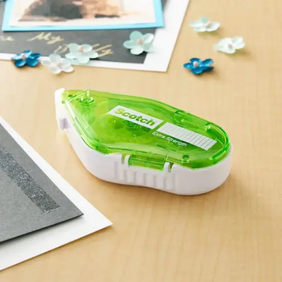 Scotch&reg; Extra Strength Adhesive Roller {3}