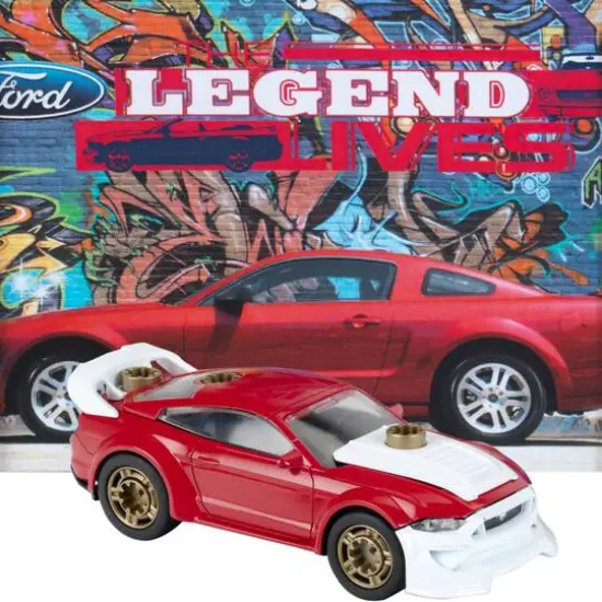 Theo Klein Ford&reg; Service Station Playset with 2019 Ford Mustang {9}