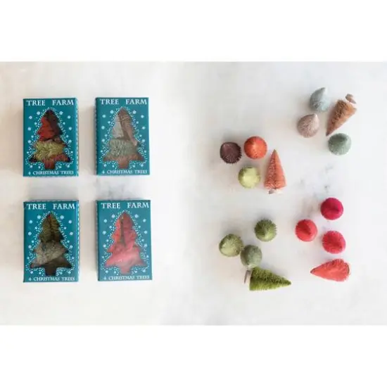 Hello Honey&reg; Red Christmas Tree Farm Set {3}