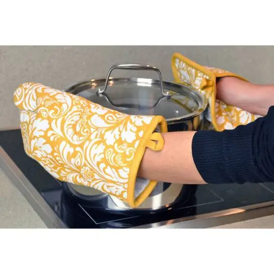 DII&reg; Damask Oven Mitt & Potholder Set Mustard {5}