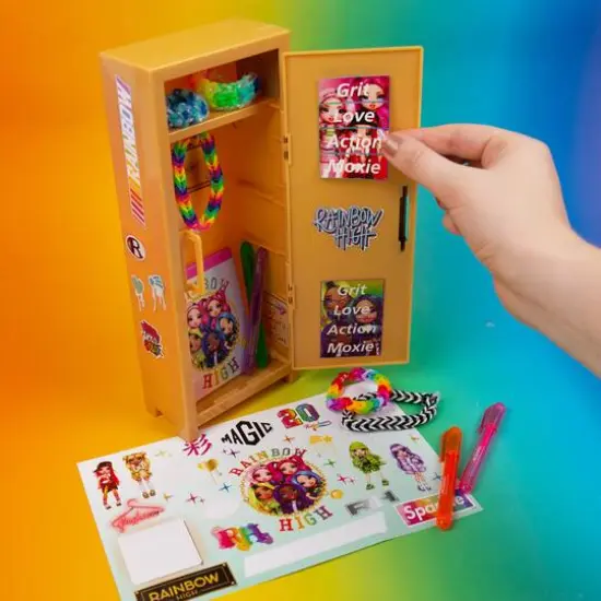 Rainbow High Secret Locker {4}