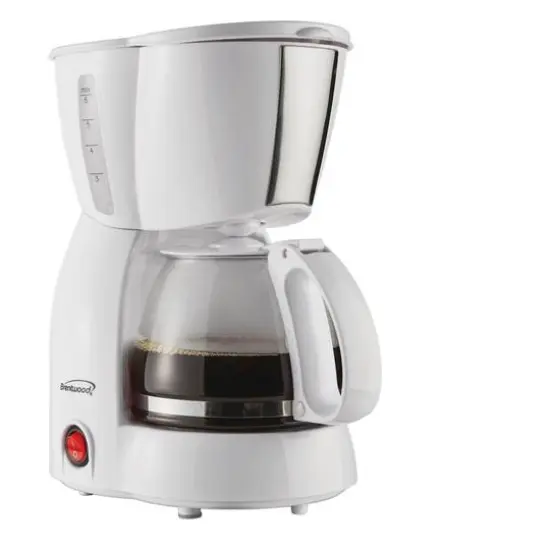 Brentwood 4-Cup White Coffee Maker {3}
