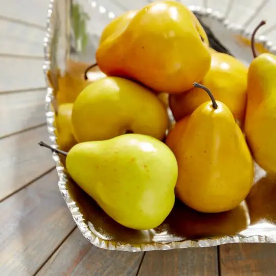 CosmoLiving by Cosmopolitan 16" Silver Aluminum Contemporary Tray {7}