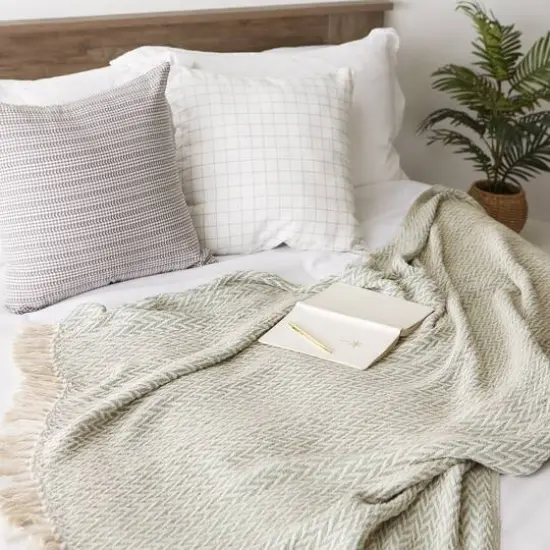 DII&reg; Zig-Zag Throw Jadeite {7}