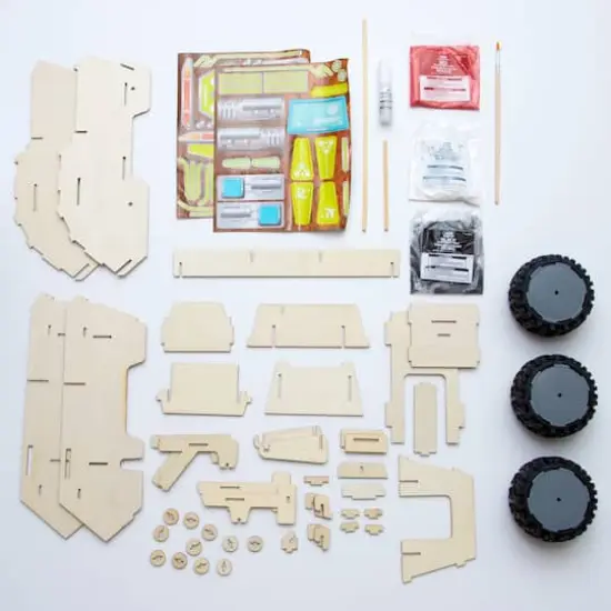 BBC Earth Build & Paint Your Own Lunar Rover {3}