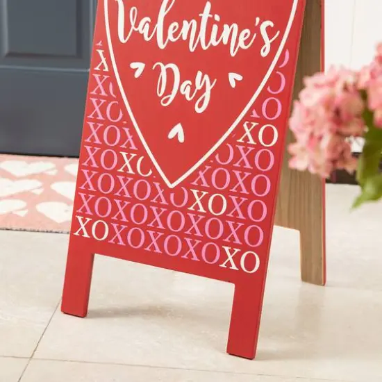 Glitzhome&reg; 24" Valentine's Double Sided Wooden Easel Porch D&eacute;cor {8}