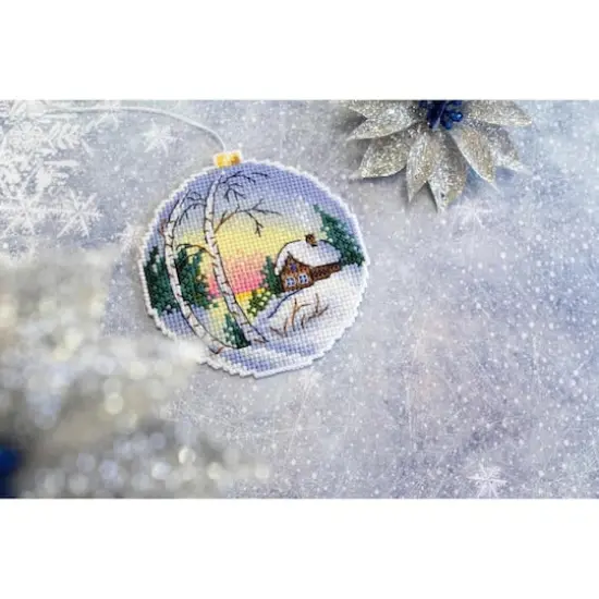 MP Studia Winter Landscape Plastic Canvas Counted Cross Stitch Kit {4}