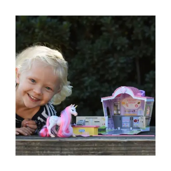 Reeves Breyer Spinkles Sweet Shop Play Set {3}