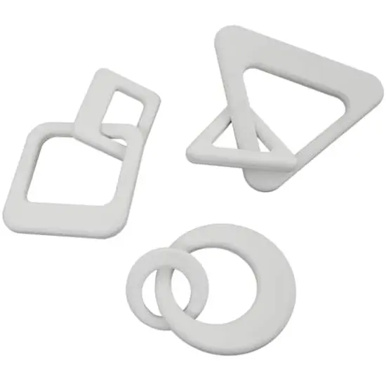 CosmoLiving by Cosmopolitan Wood Chain Sculpture Set White {6}