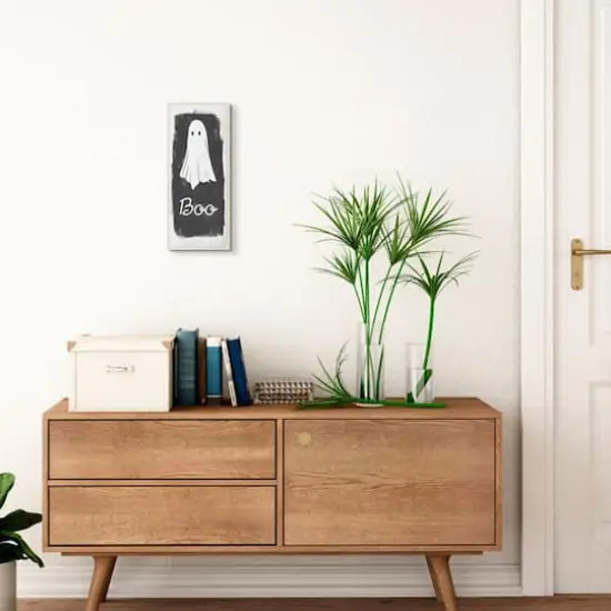 Stupell Industries Charming Rustic Sheet Ghost with Boo Text Wood Wall Plaque {3}