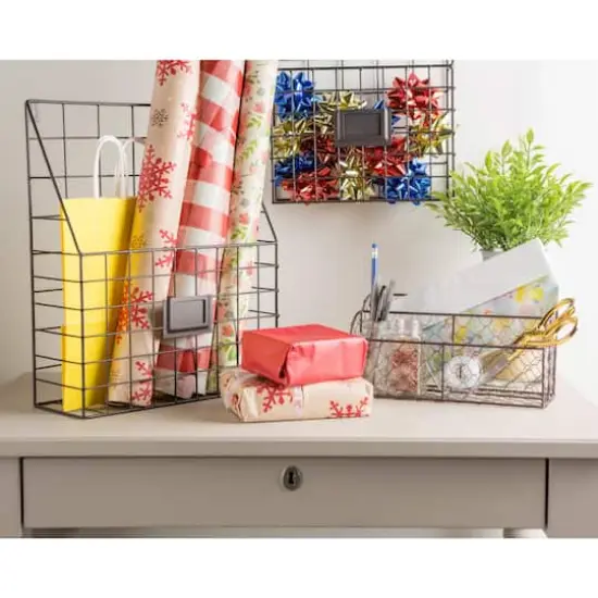 DII&reg; Chicken Wire Desktop Letter Holder {6}