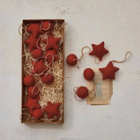 Hello Honey&reg; Handmade Wool Felt Ball & Star Ornament Set in Kraft Box Red {3}