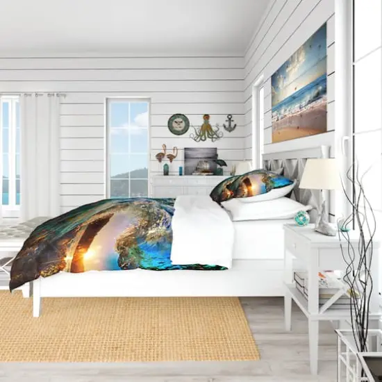 Designart 'Colored Ocean Waves Falling Down' Coastal Bedding Set - Duvet Cover & Shams {4}