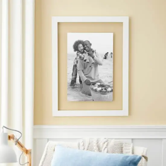 18" x 24" Float Frame by Studio D&eacute;cor&reg; White {3}