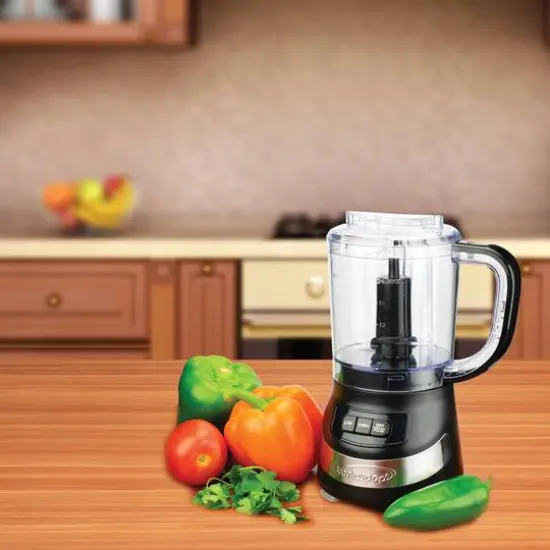 Brentwood Black 3 Cup Food Processor {6}