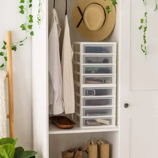 IRIS White 4-Drawer Desktop Plastic Drawer Organizer {6}