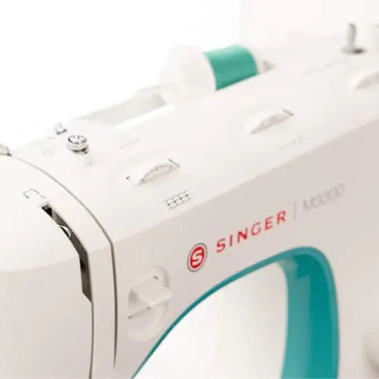 SINGER&reg; M3300 Mechanical Sewing Machine {7}