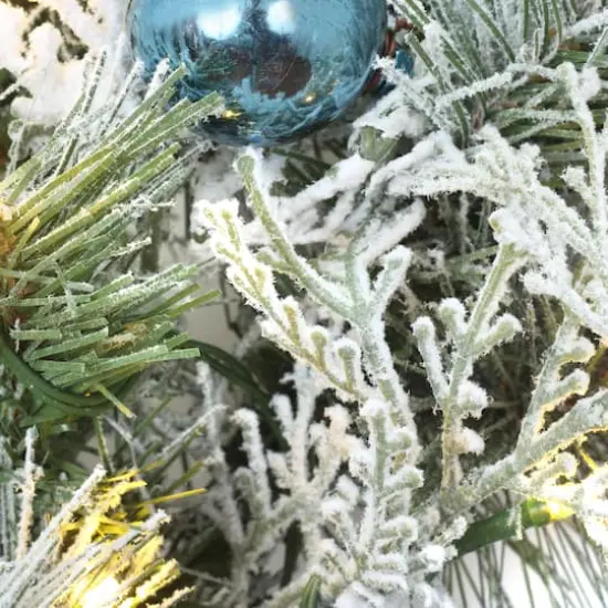 24" Pre-lit LED Tinkham Pine Wreath {4}