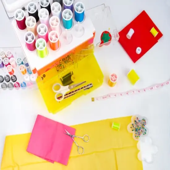 SINGER&reg; Sew-It-Goes&reg; Sewing Kit {10}