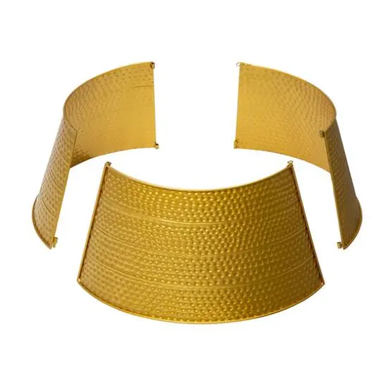 Glitzhome&reg; 22" Hammered Metal Tree Collar Gold {8}