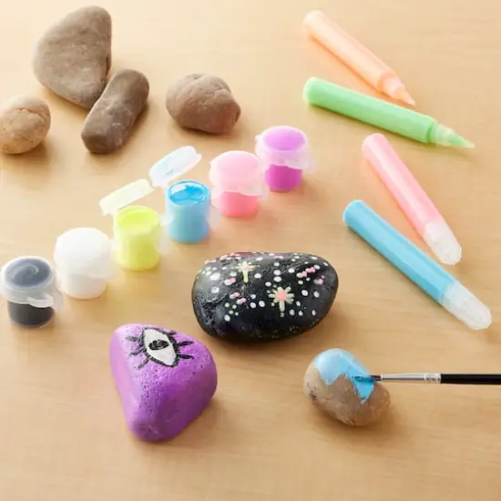 Faber-Castell&reg; Glow in the Dark Rock Painting Kit {3}