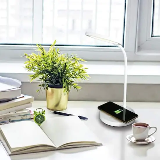 Good Housekeeping by OttLite Circular LED Desk Lamp {10}