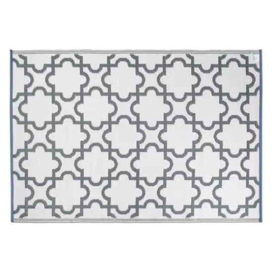 DII&reg; Gray Lattice Outdoor Rug, 4ft. x 6ft. {6}